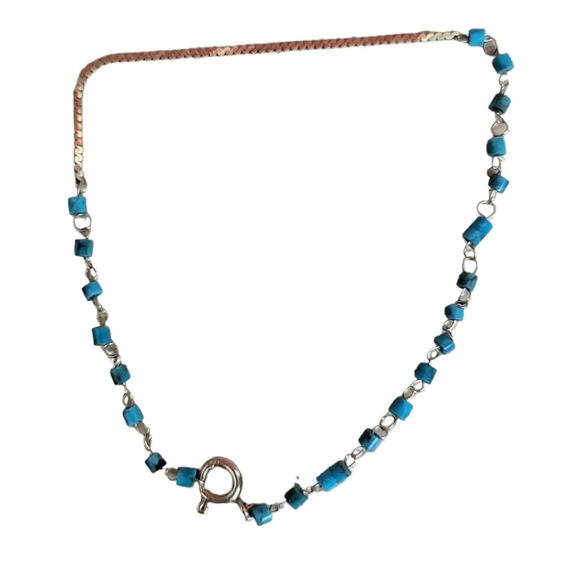 Dainty 14k Gold Turquoise Bracelet - Picture 2 of 2